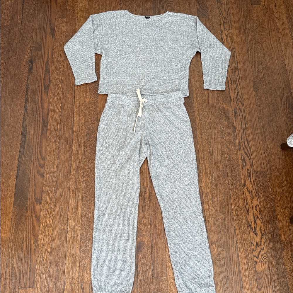 Monrow Heather Grey Sweat Set